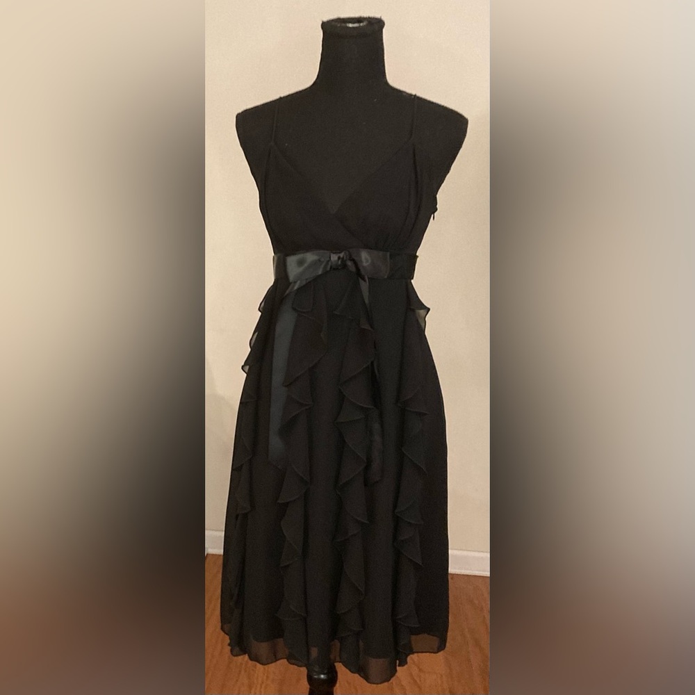 Scarlett- Black sleeveless‎ flowery dress Size 6